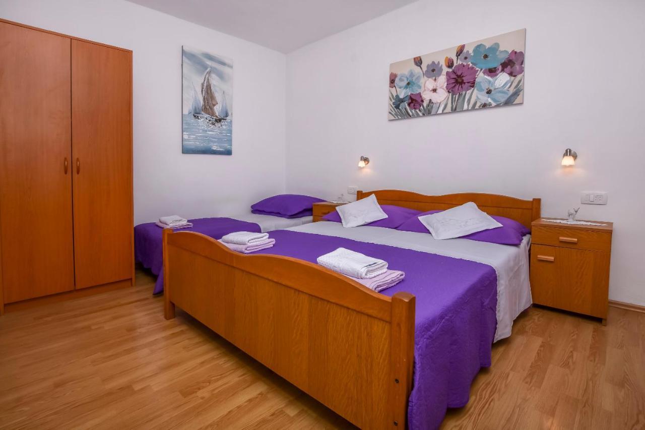 Apartments Matas Rogoznica  Extérieur photo